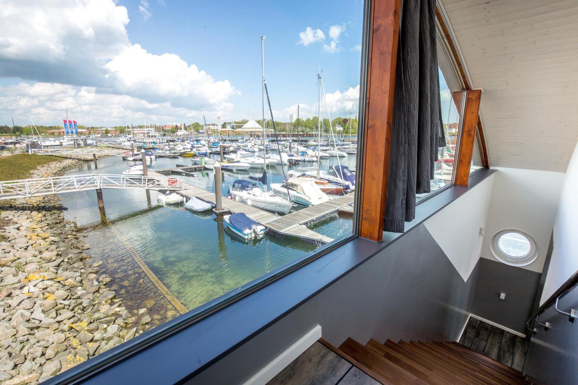 Kyst 5410 Floating Home 1 Neustadt in Holstein Exterior foto